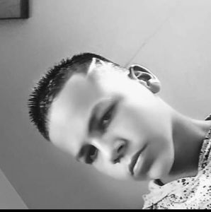 Meet your Posher, Eduardo